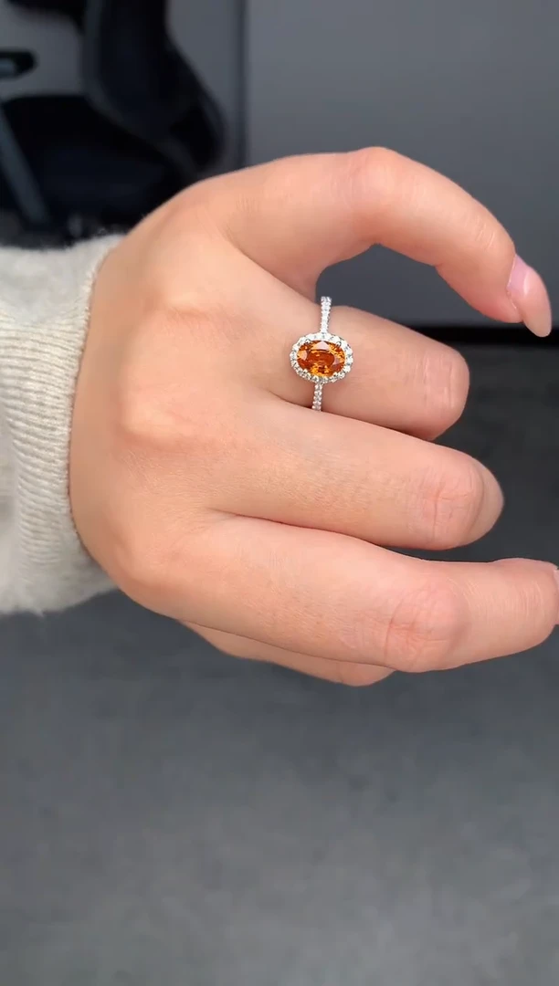 【闪购商品】石榴石（芬达石）戒指18K金镶嵌1.5ct芬达戒指