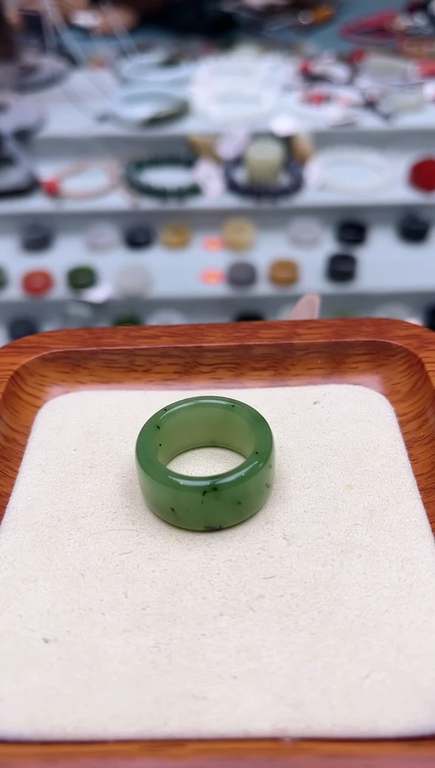 【闪购商品】和田玉戒指未镶嵌14号