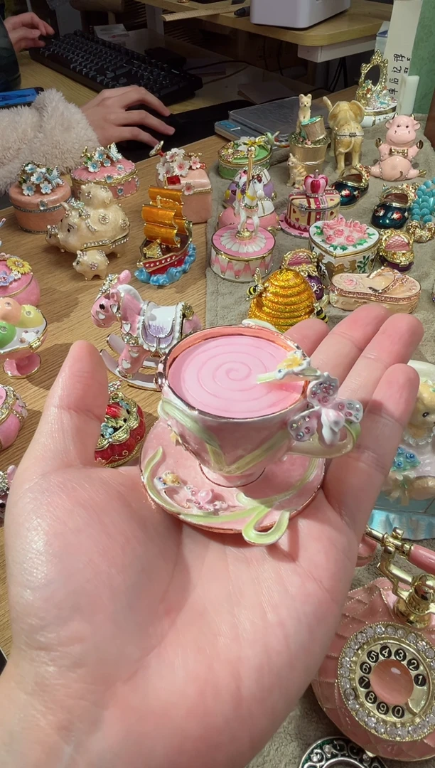 【闪购商品】瓷片福福价格高质珐琅彩合金摆件首饰盒