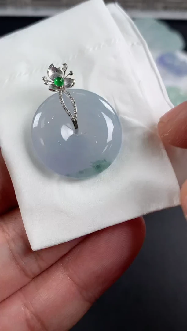 颈饰18K金镶嵌翡翠d****d翡翠