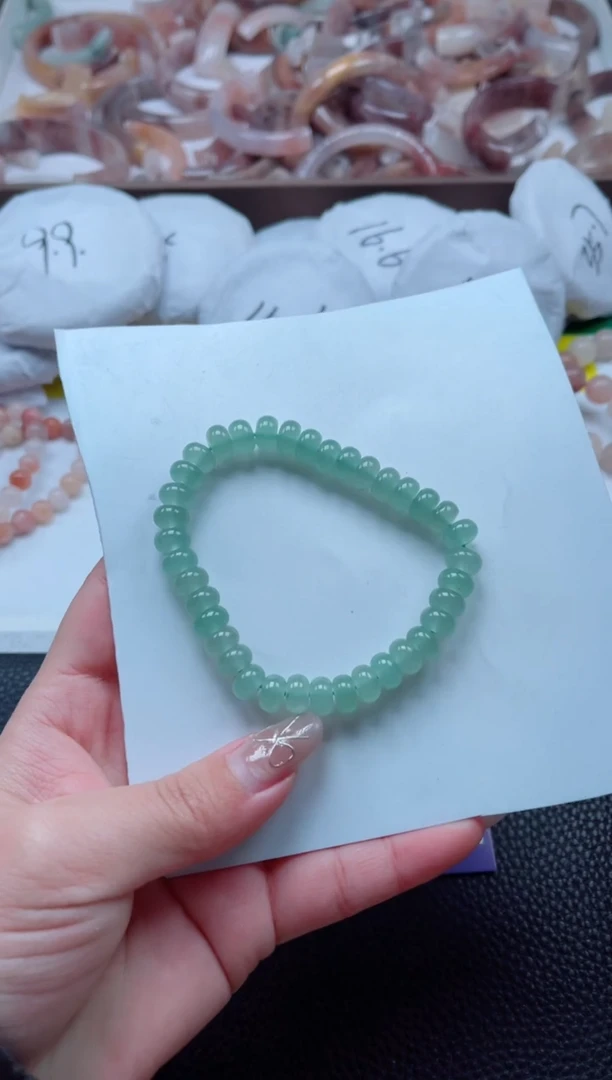 【闪购商品】石英质玉手镯未镶嵌东陵玉算盘