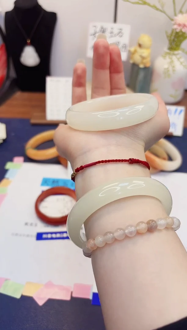 【闪购商品】石英质玉手镯未镶嵌214-玉兰白-圈口59