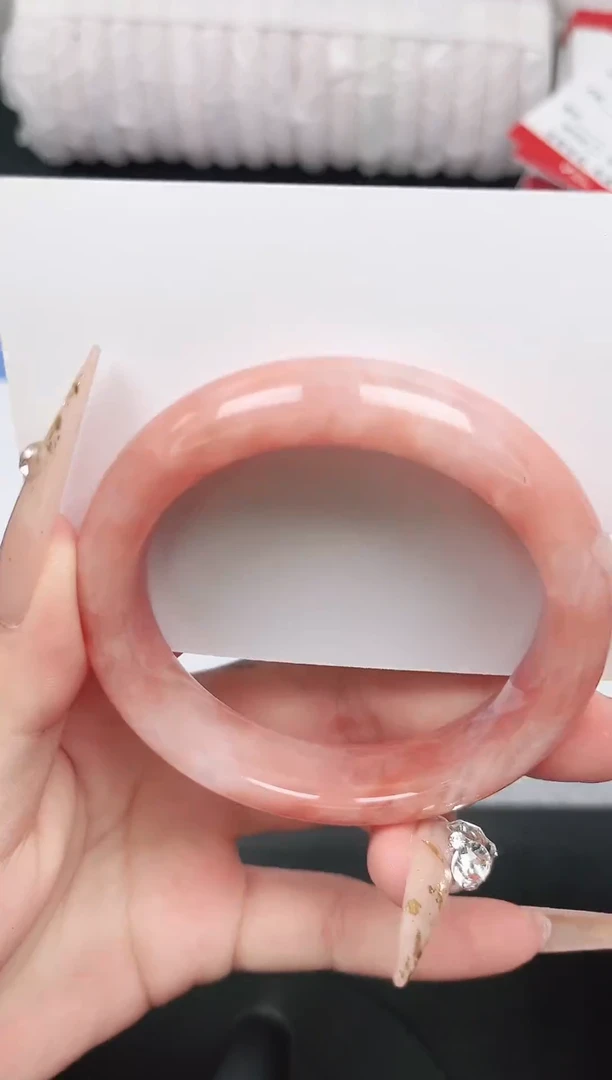 未镶嵌手镯石英质玉8-54