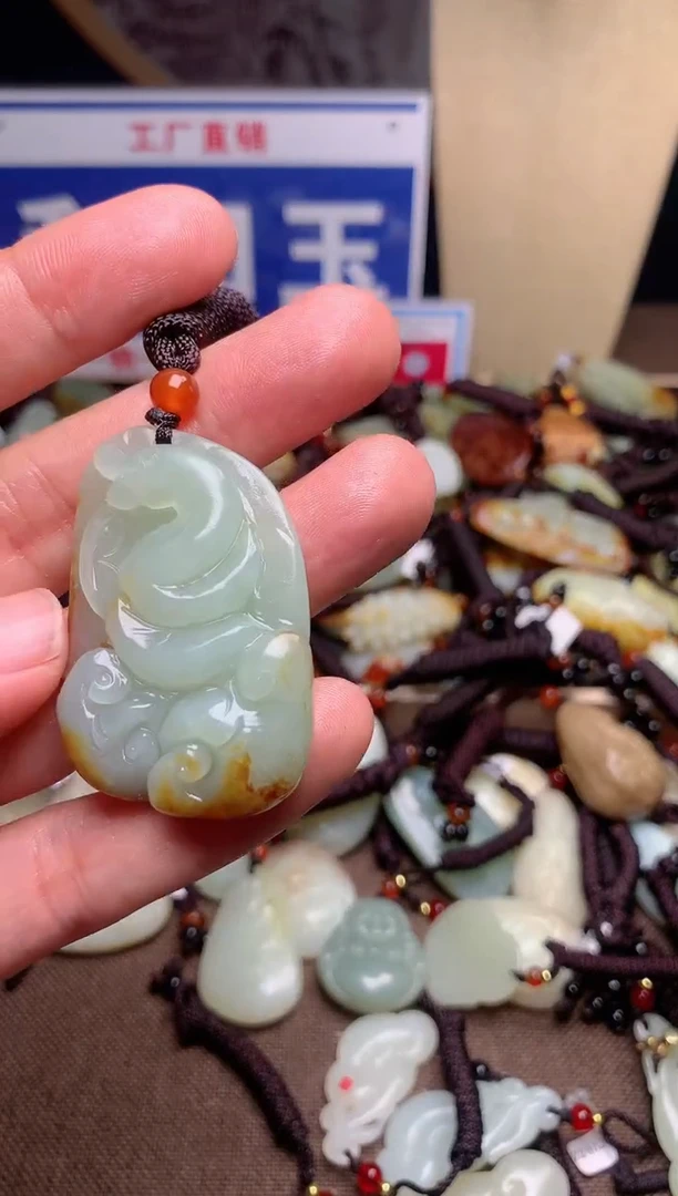 【闪购商品】和田玉颈饰未镶嵌1