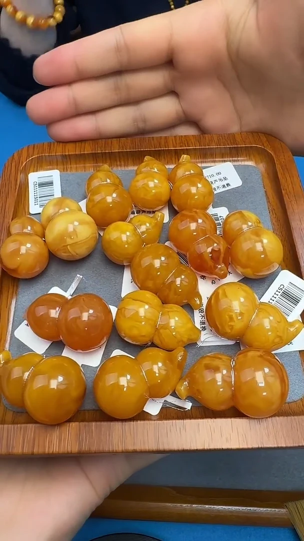 琥珀吊坠(赠链)未镶嵌天然保真蜜蜡葫芦套装（多样性发其一）送链子