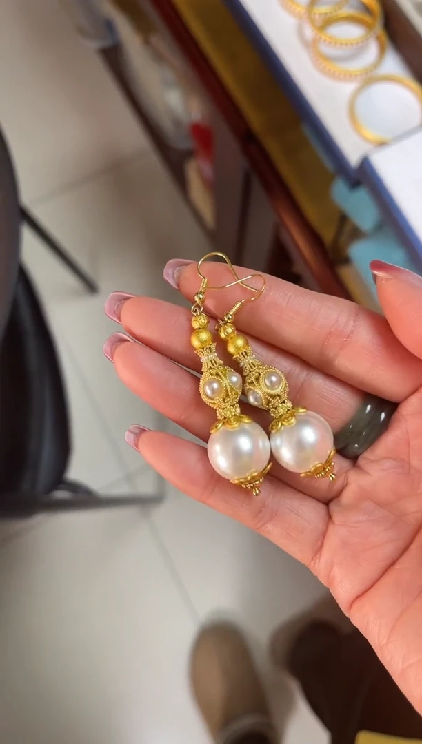 【闪购商品】臣妾做不到款耳钩