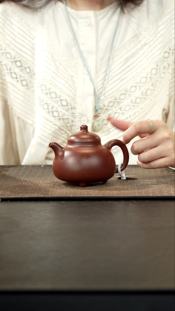 茶壶紫砂桃花紫泥三足乳鼎270cc