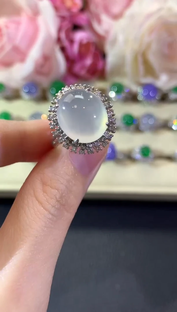 18K金镶嵌戒指翡翠秋**阳冬日珠宝E167