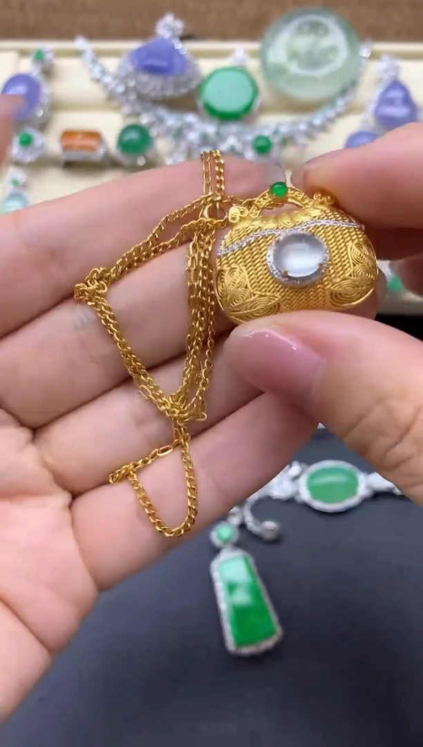 【闪购商品】翡翠颈饰18K金镶嵌404-中国好珍宝