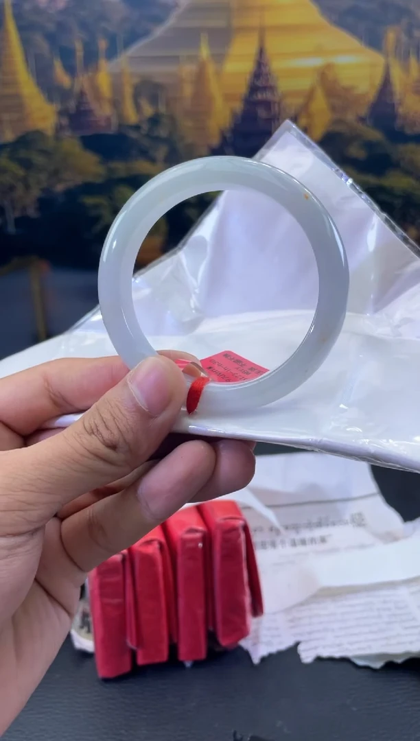 未镶嵌手镯翡翠6
