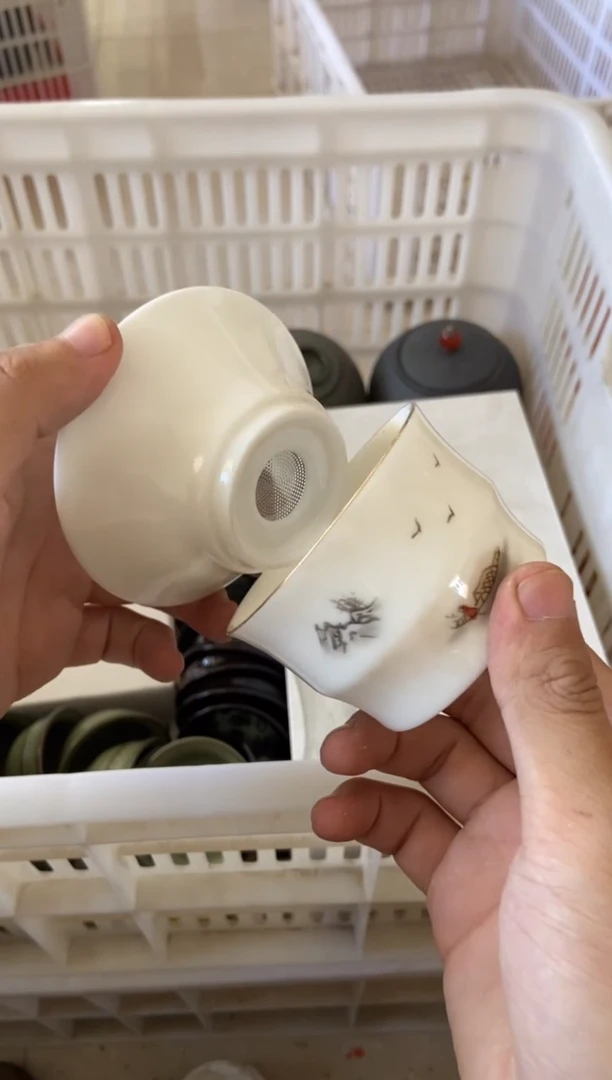 杯摄影的产品有使用过的痕迹有点脏介意勿拍