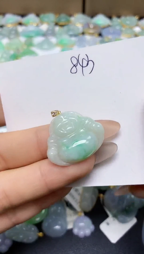 翡翠未镶嵌颈饰 天然翡翠A货