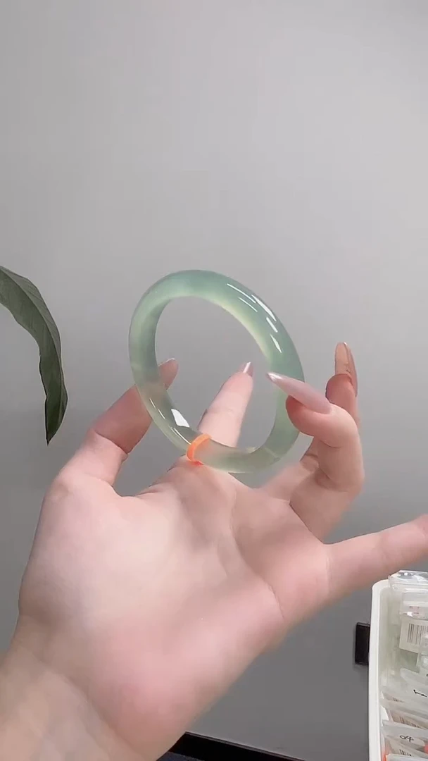 手镯玛瑙/玉髓未镶嵌60正圈