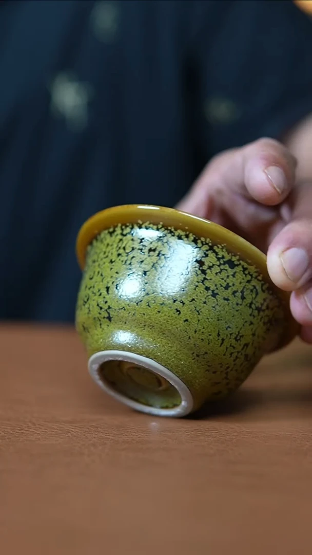 杯茶叶沫黑金压手杯一级