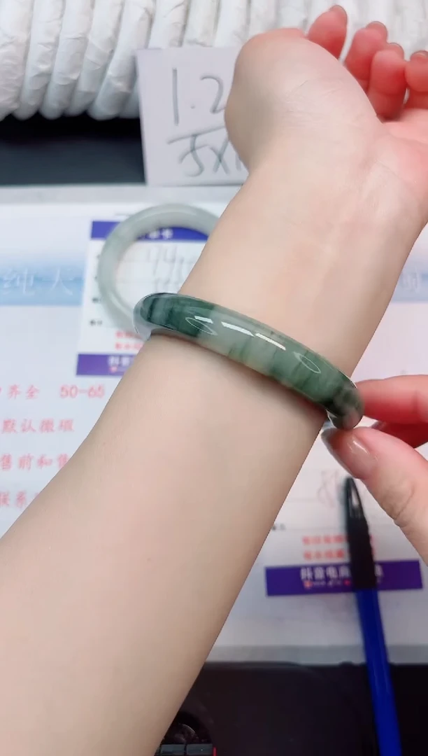 【闪购商品】石英质玉手镯未镶嵌175-56.3