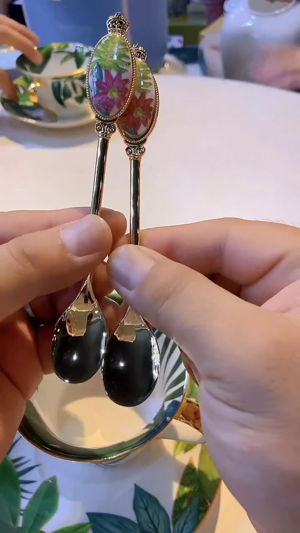 杯鸿辉家品牌瓷器，京东包邮！
