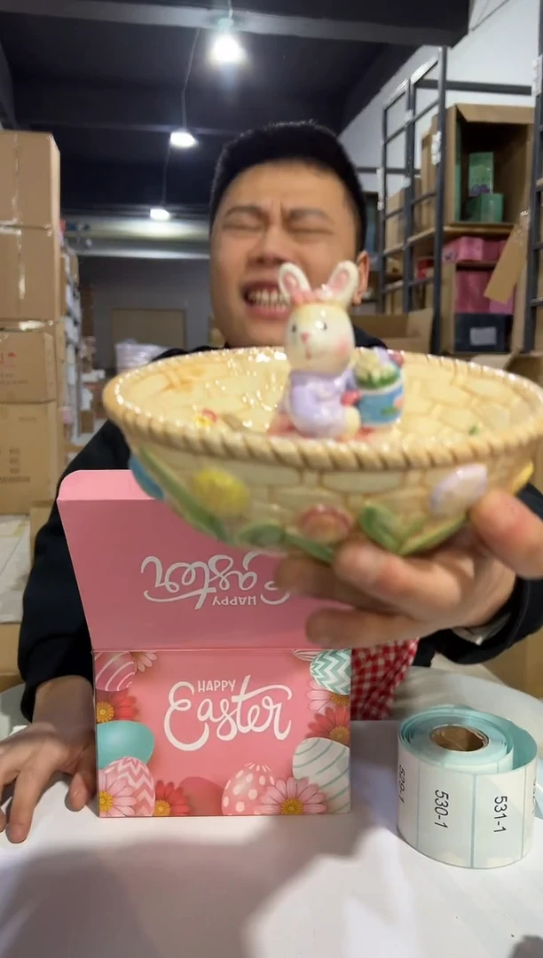 【闪购商品】杯粉色原盒兔子竹篮糖果碗