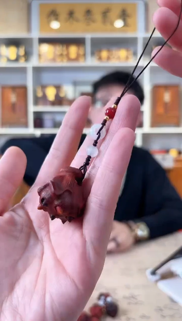 檀香紫檀（小叶紫檀）小莲蓬挂件 默认发货