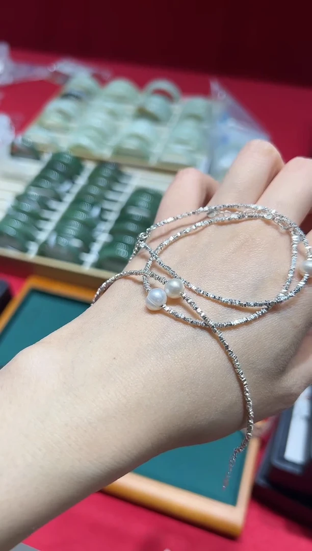 【闪购商品】淡水珍珠手绳银S925镶嵌v0674手链