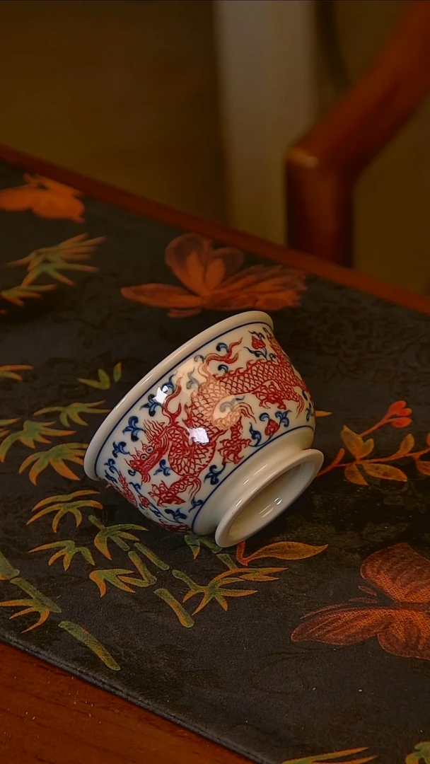 杯手工手绘杯杯很美丽