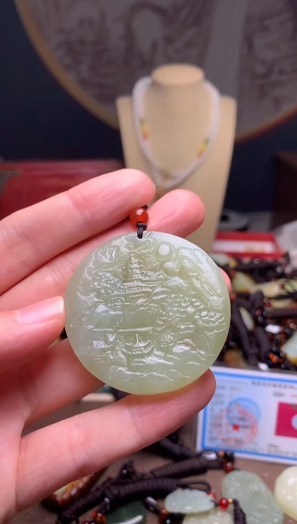 颈饰未镶嵌和田玉新疆料青海料清水和田玉吊坠