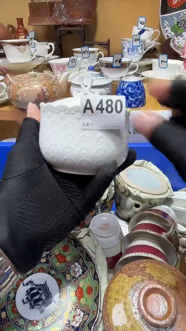 西*中古货品默认微瑕
