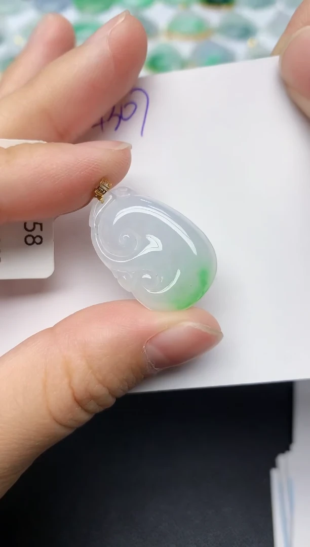 颈饰18K金镶嵌翡翠天然缅甸A货翡翠百元以上9元证书费自理