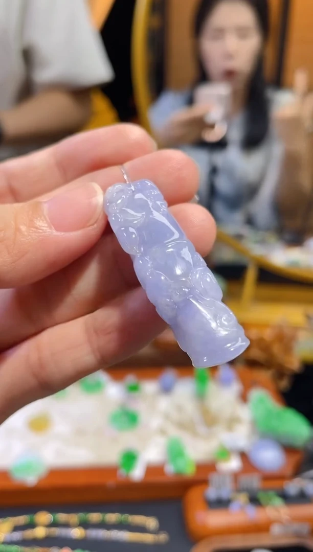 颈饰未镶嵌翡翠假一赔三