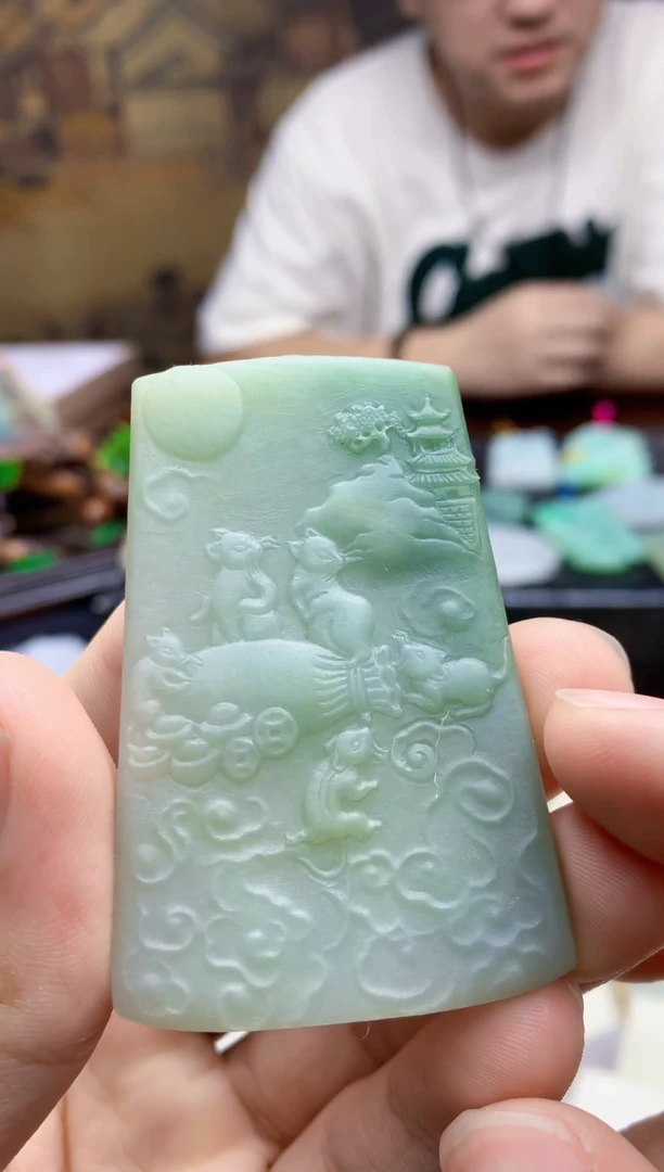 颈饰未镶嵌翡翠天然A货翡翠
