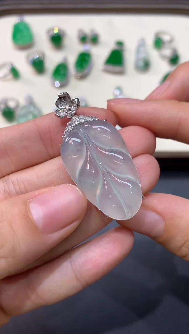 翡翠18K金镶嵌吊坠(不含链)天然A货翡翠