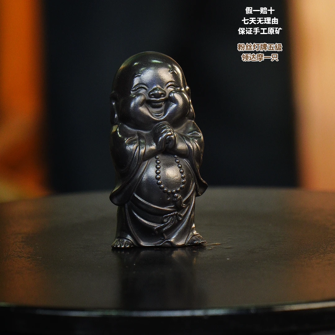 宜兴紫砂 黑石黄 小和尚