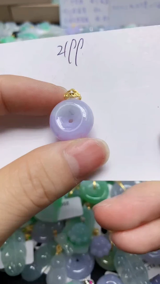 翡翠未镶嵌颈饰天然缅甸翡翠A货