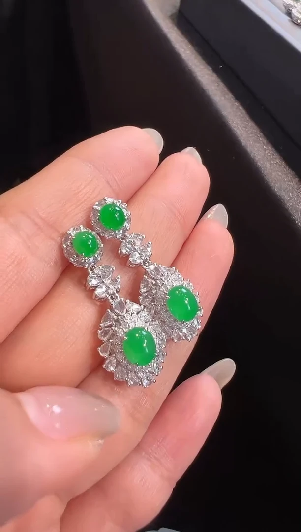 【闪购商品】翡翠耳饰18K金镶嵌耳饰