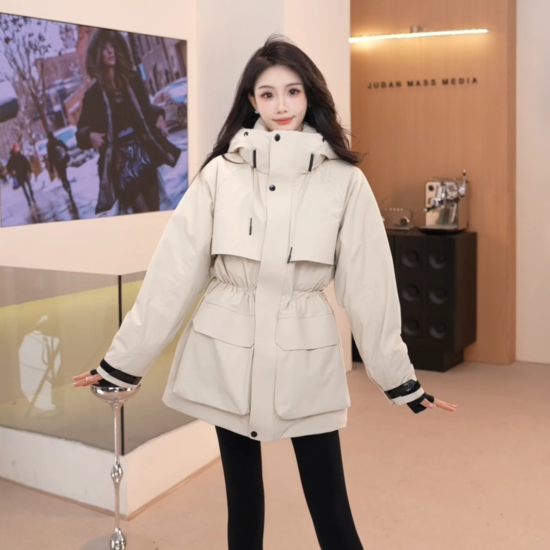 Basic House/百家好HY冬季2024新款收腰中长款保暖羽绒服工装外套