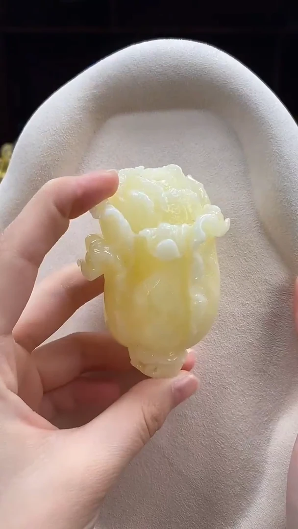 琥珀颈饰未镶嵌吊坠