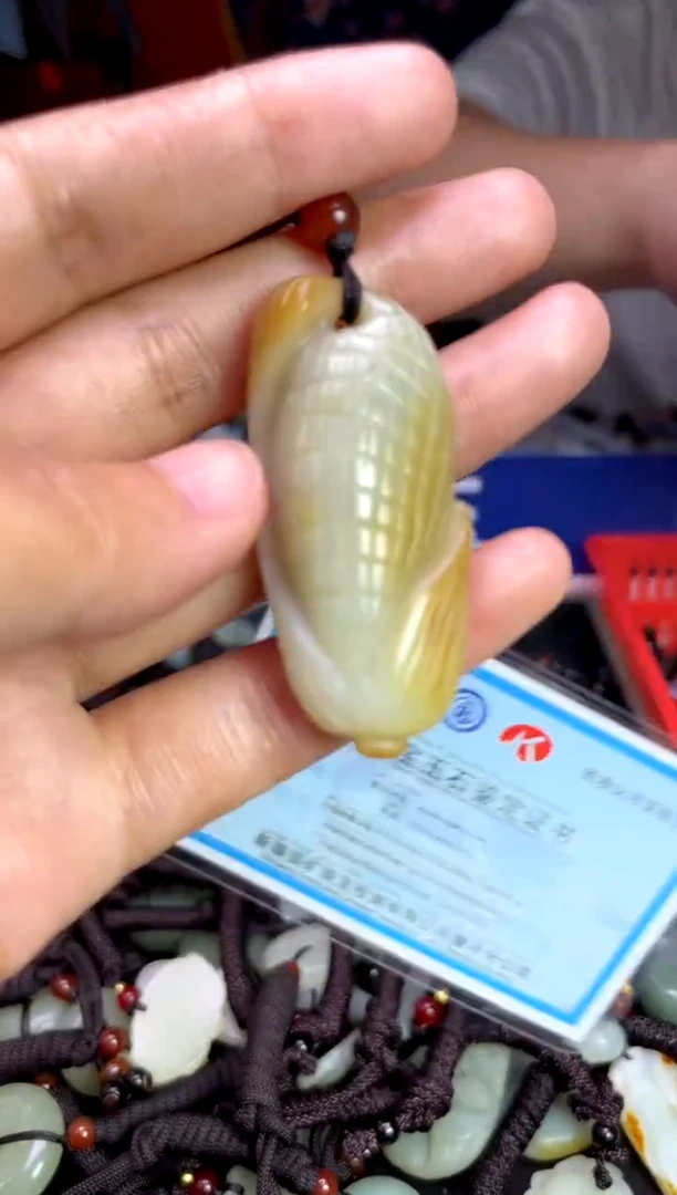 未镶嵌和田玉挂件1