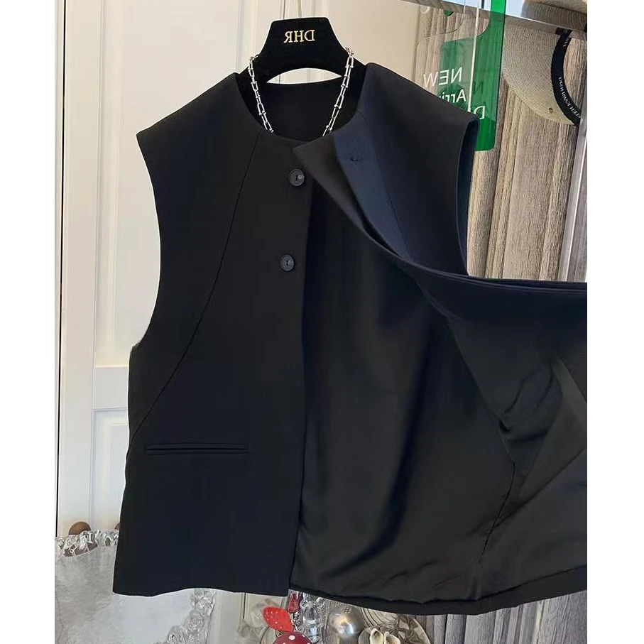 (运费补贴)25802高级感好看气质黑色西装马甲背心上衣女小个子