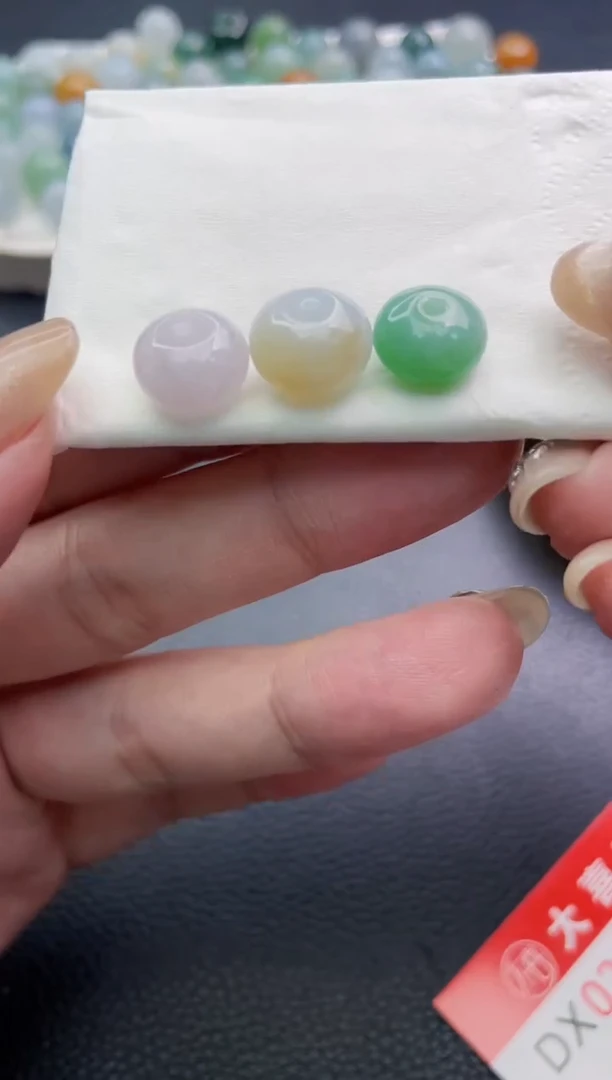 定制翡翠未镶嵌珠子