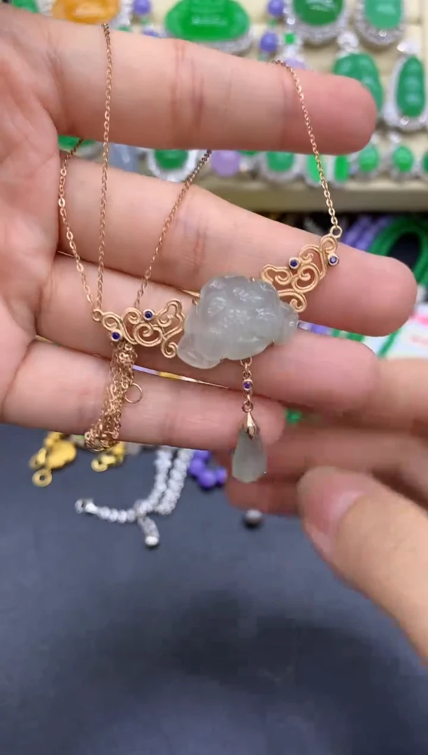 颈饰18K金镶嵌翡翠392-中国好珍宝