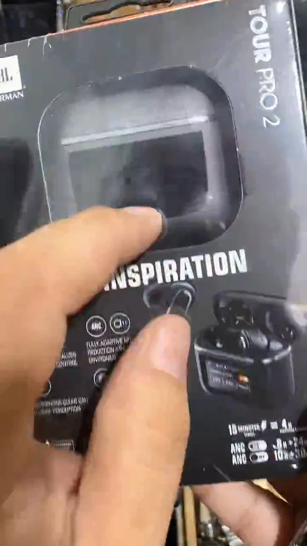 瓷片闪购商品  如图所示
