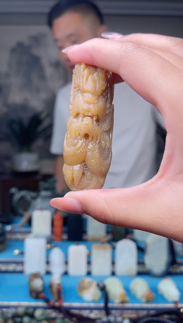 未镶嵌和田玉挂件1