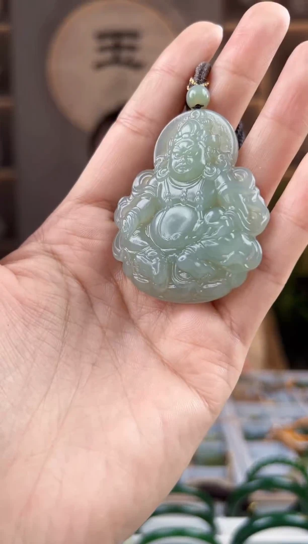 颈饰未镶嵌和田玉拍一发一，拍一发一