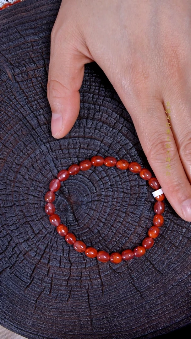 未镶嵌手串南红玛瑙原矿赤豆珠单圈6mm 多样性发其一