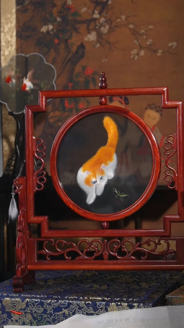 刺绣团扇-双面绣花非遗