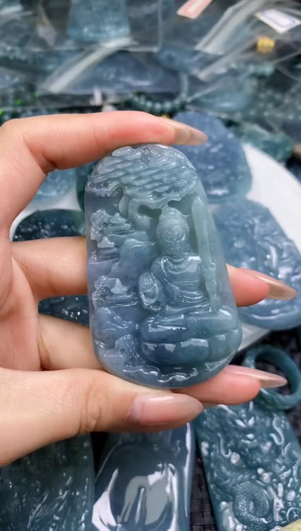 【闪购商品】翡翠颈饰未镶嵌