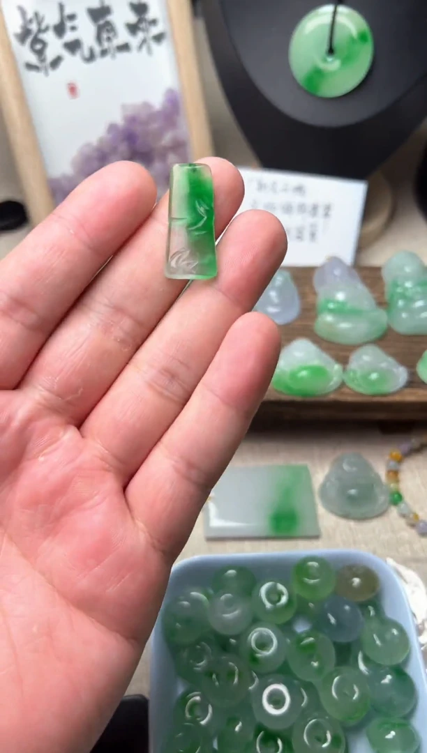 颈饰未镶嵌翡翠所见即所得，一图一物