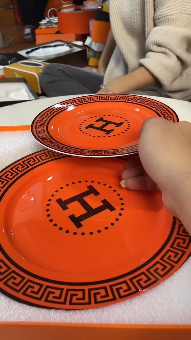 杯鸿辉家品牌瓷器，京东包邮！