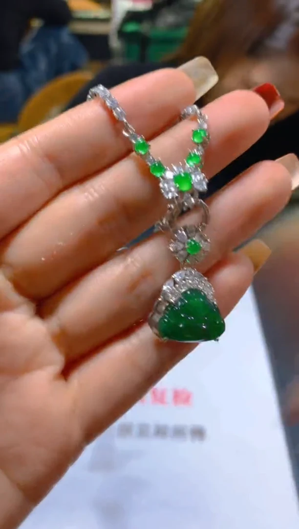 颈饰未镶嵌翡翠多样性发一