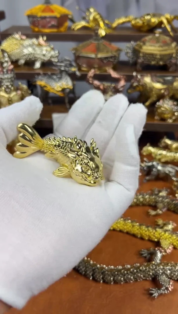 鱼化龙纯色小号黄铜摆件