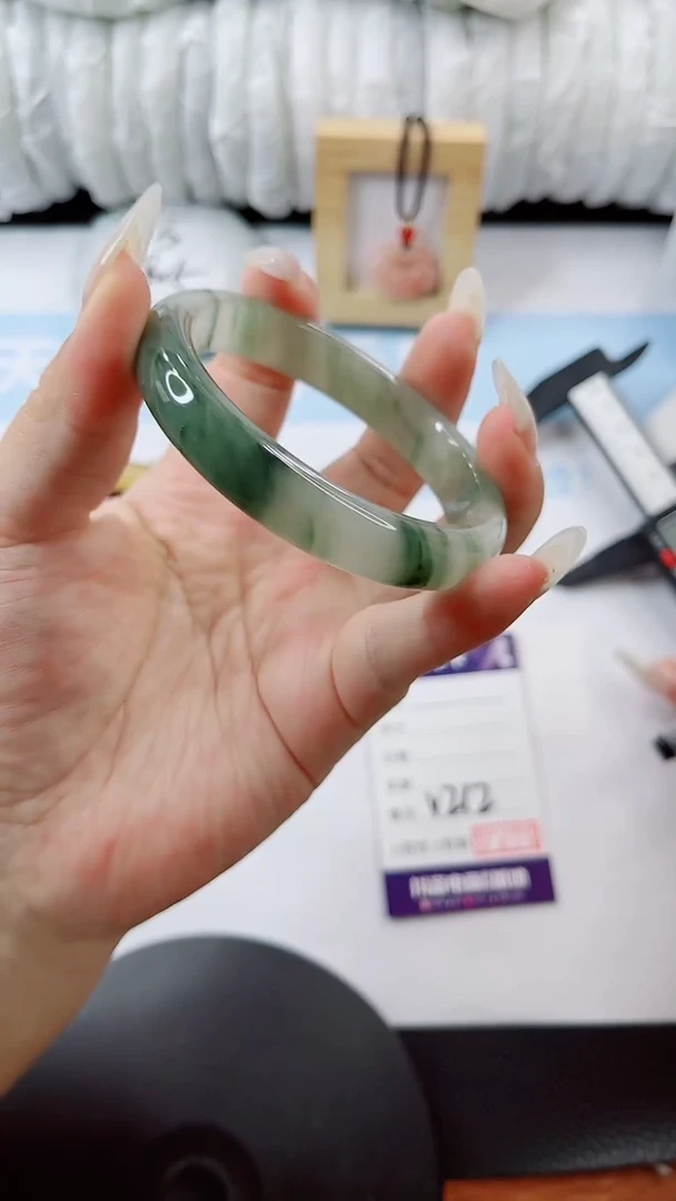 石英质玉手镯未镶嵌多样性发货V212